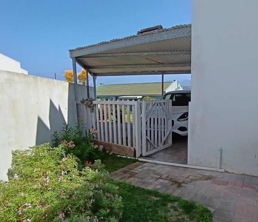 3 Bedroom Property for Sale in Fraaiuitsig Western Cape